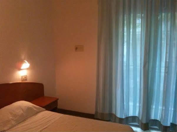 Hotel TV Rimini Exterior foto